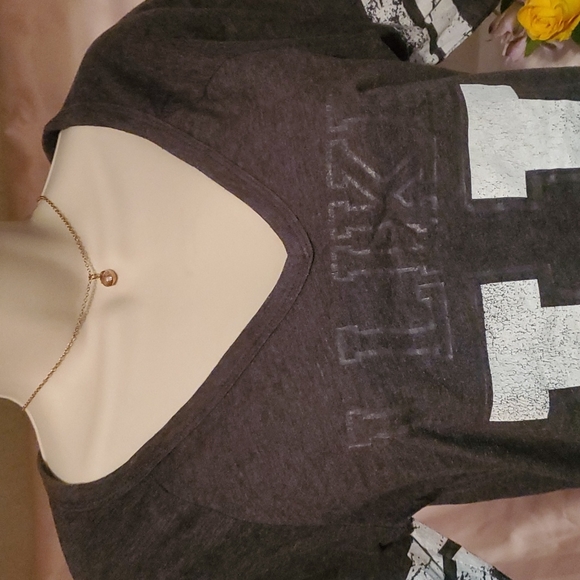 Stranded - Picture 2 of 7